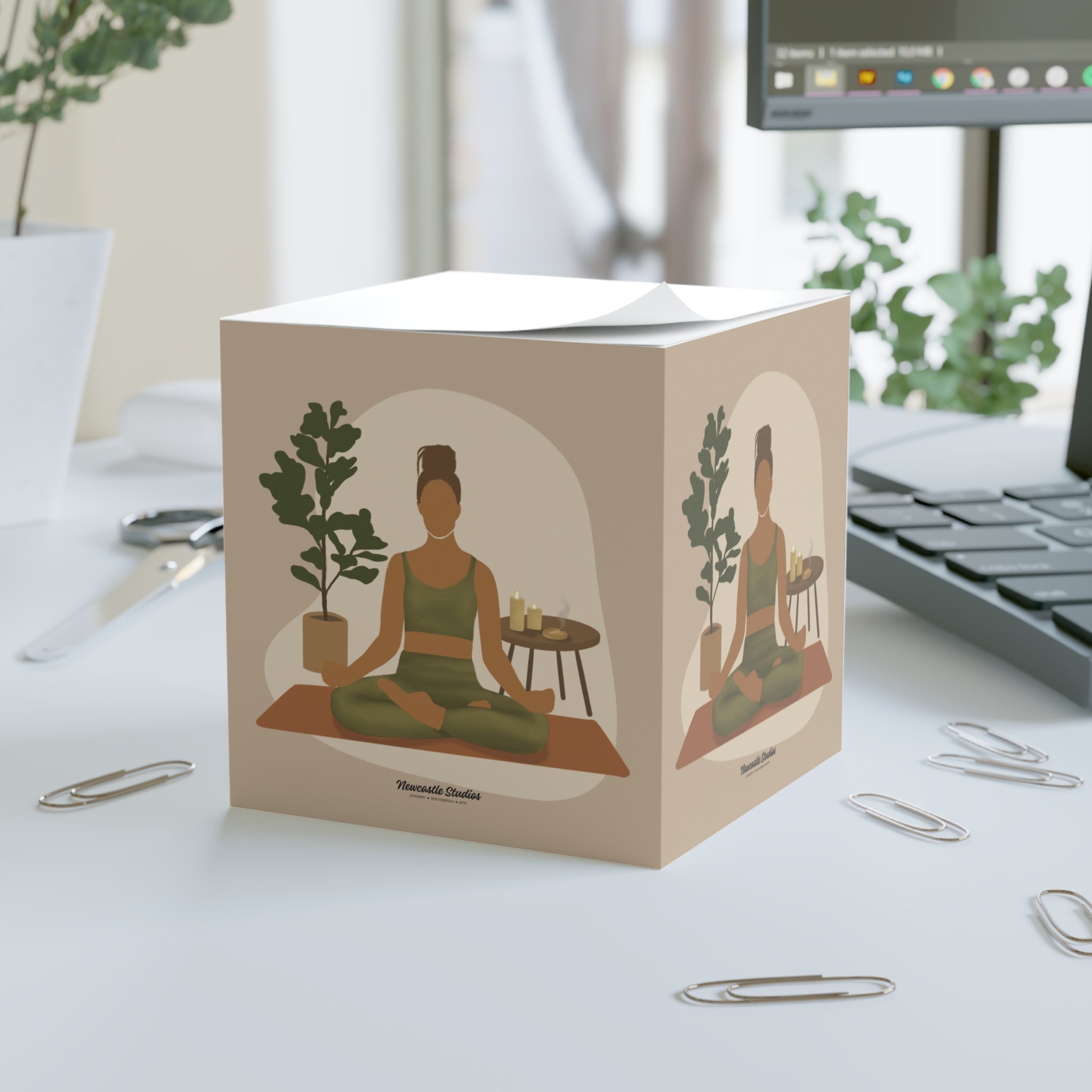 "Yoga #1" Note Cube